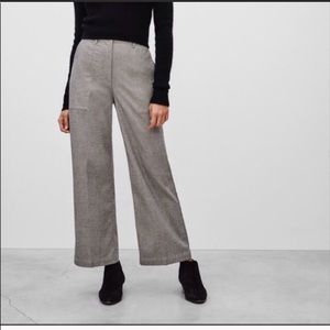 Aritzia wide legged cropped trousers